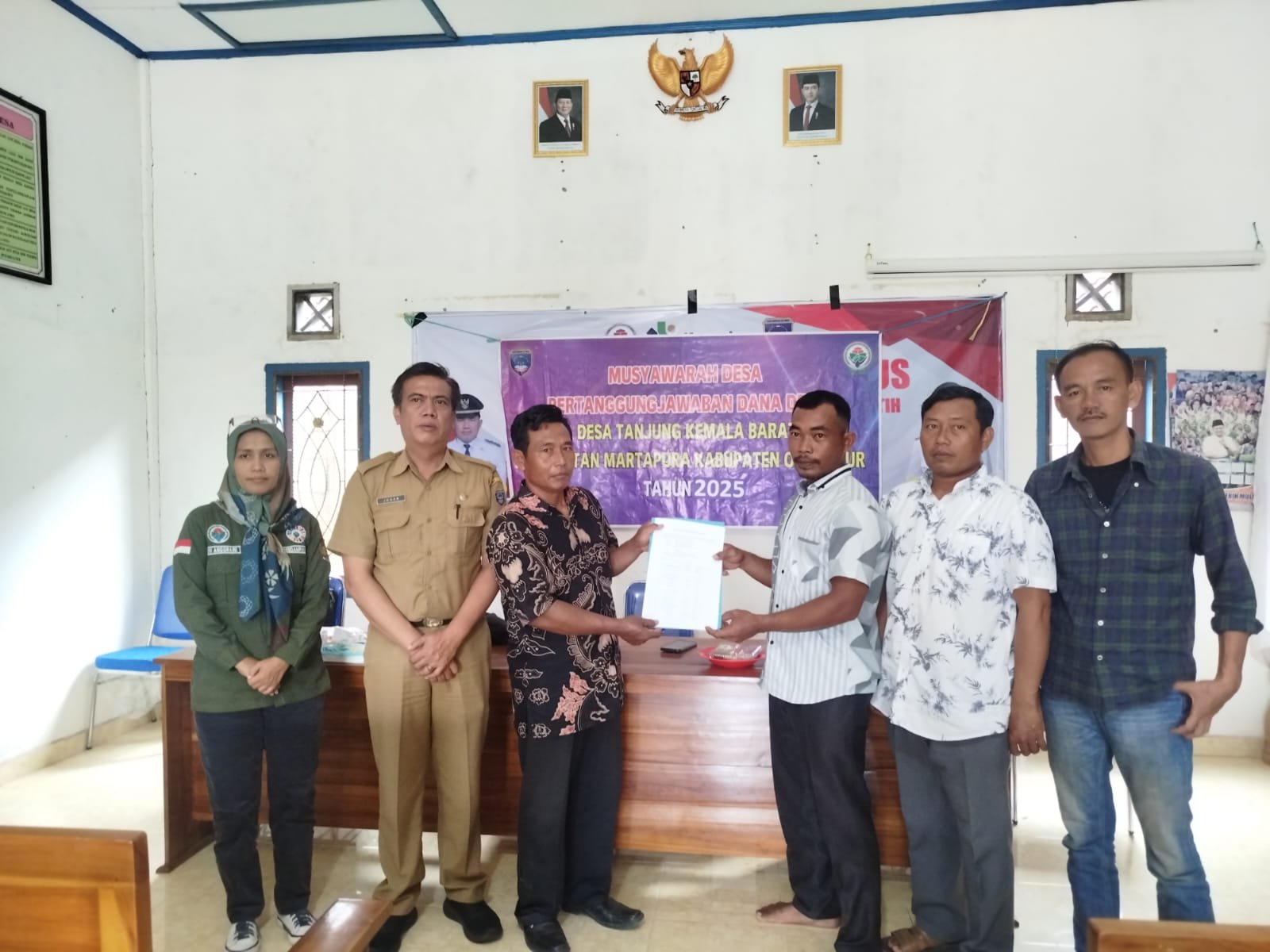 Serah Terima Pekerjaan Sapras dan Non Sapras Tahun 2025 Desa Tanjung Kemala Barat